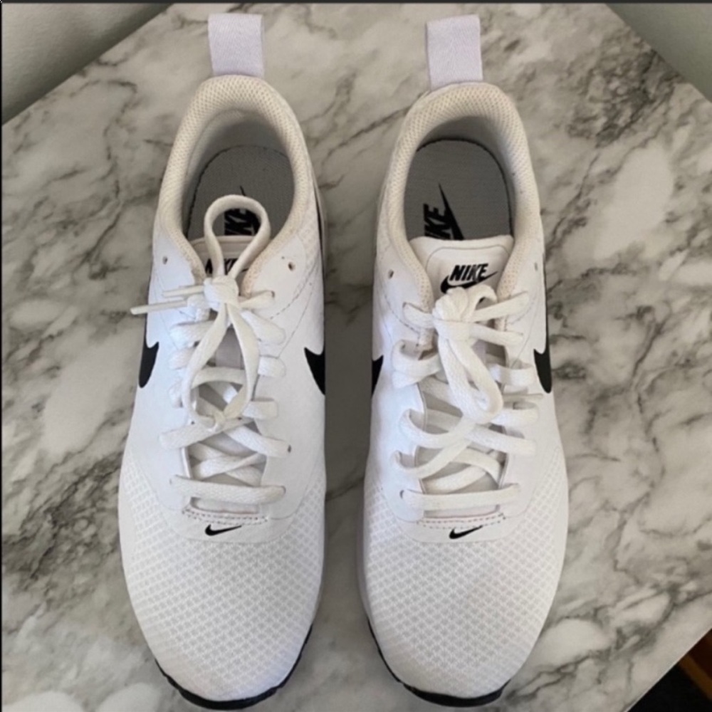 Nike Airmax Athletic Running Shoes